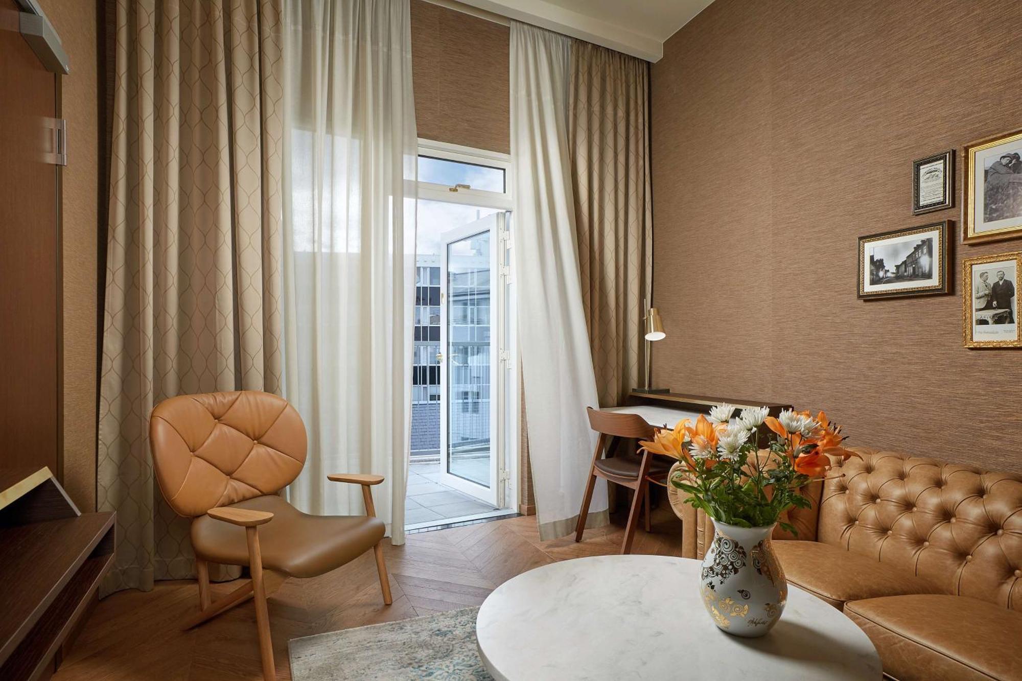 Reykjavik Konsulat Hotel, Curio Collection By Hilton Buitenkant foto